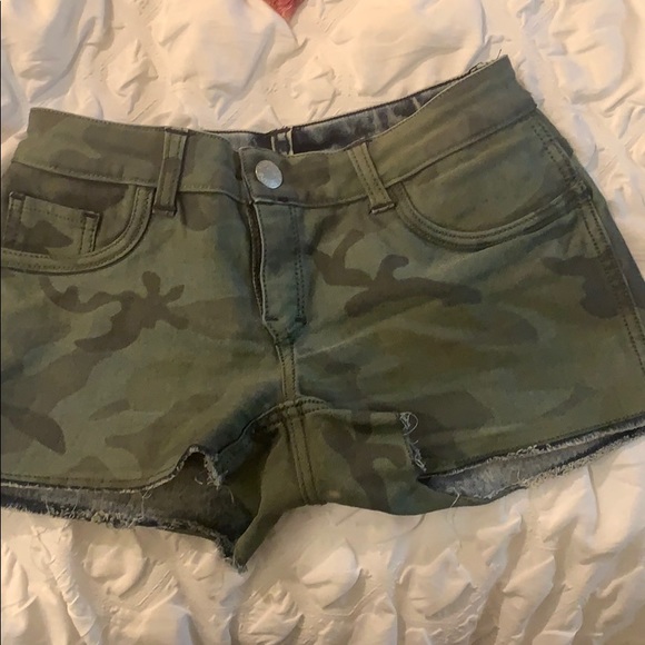 Interchangeable shorts - Picture 2 of 2